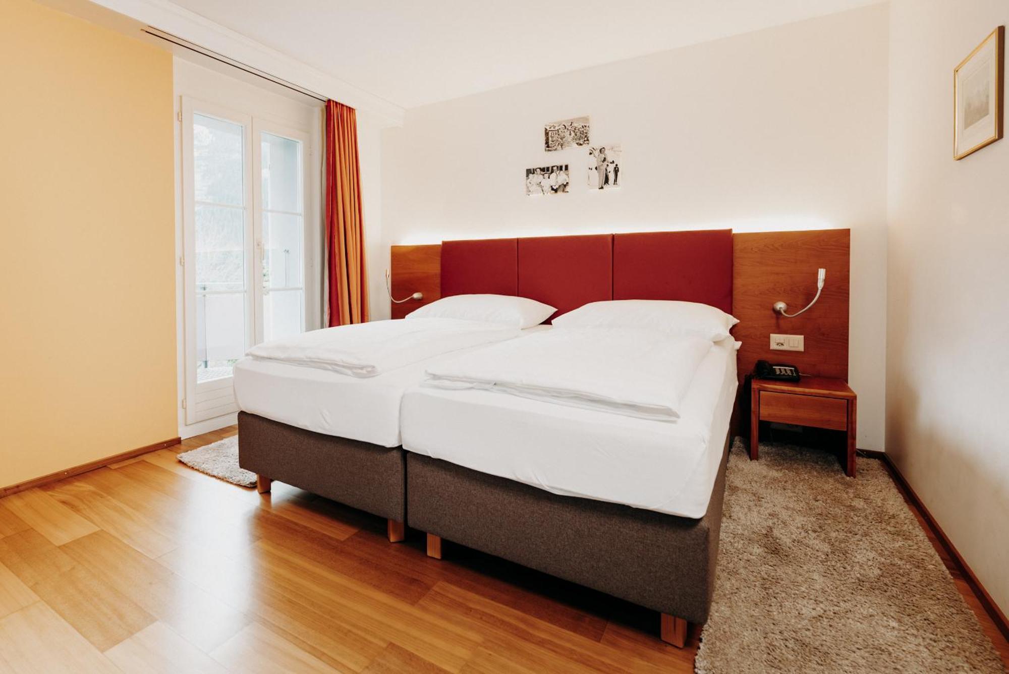 Parkhotel Schoenegg Grindelwald Rum bild